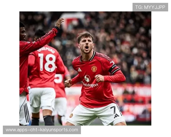 曼联反击推进训练更直接迅速——迎战新赛季的制胜法宝